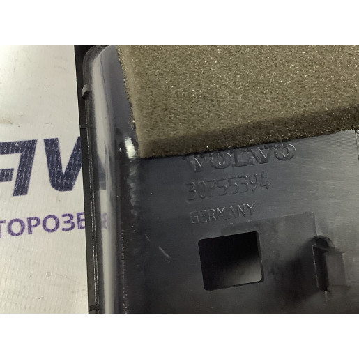 Карманчик в торпеду  30755394 2.0 D Вольво Volvo V50 2004-2012